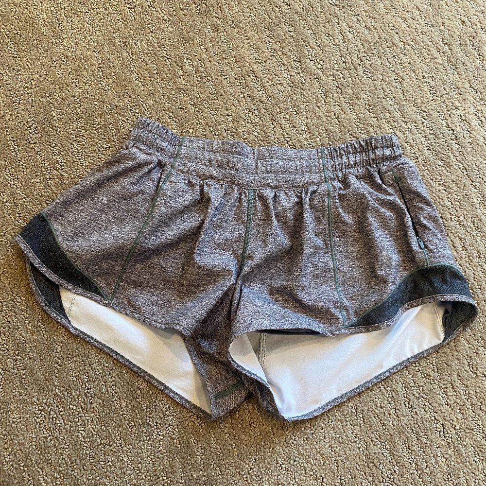 Lululemon Black/ Rhino Grey Hottie Hot Shorts: Size 8
